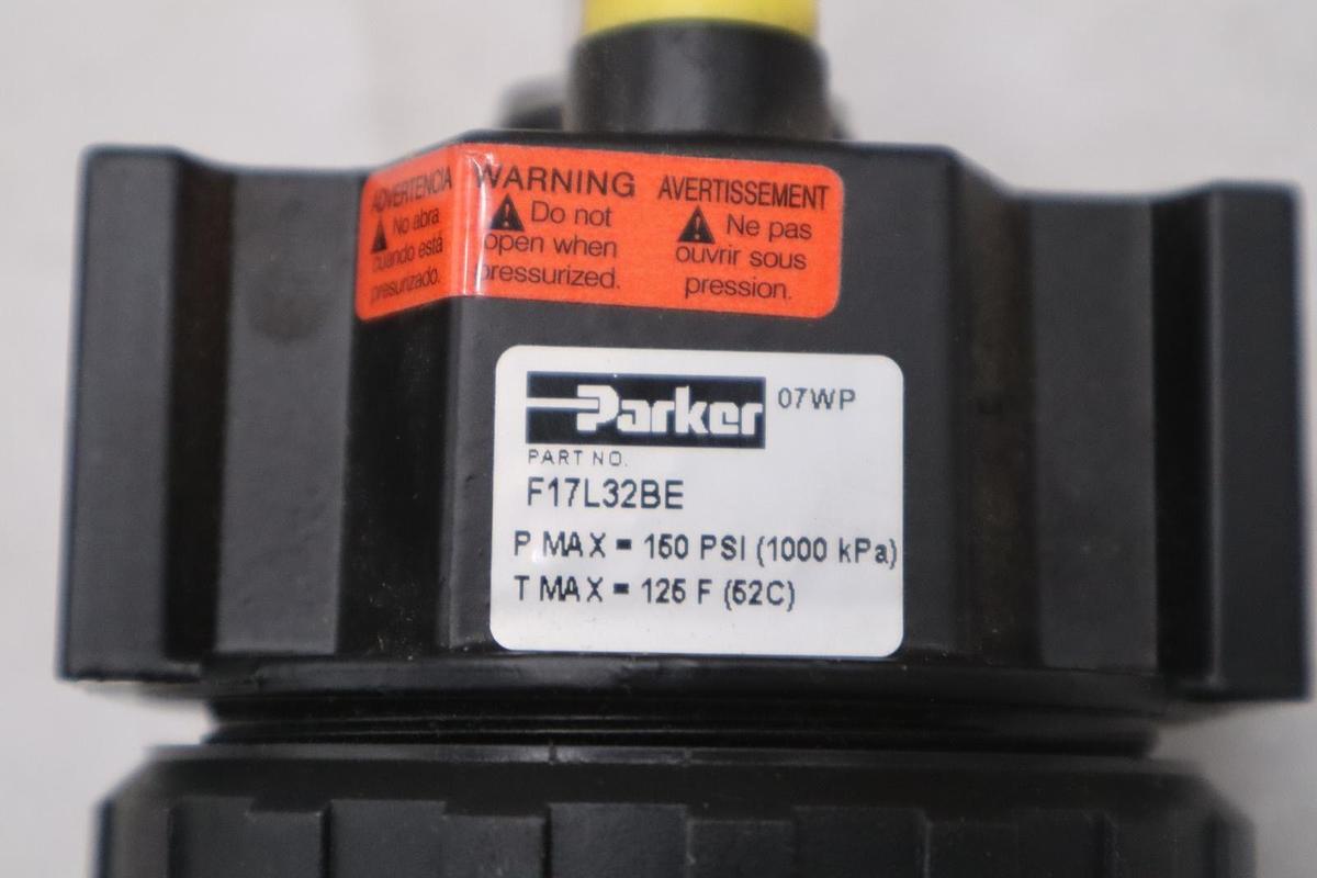 Used Parker 17L32BE LUBRICATOR POLYCARBONATE BOWL - STOCK GF222A
