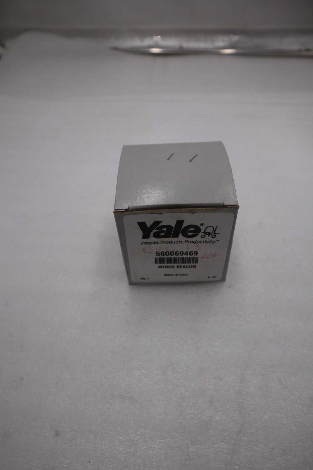 NEW Yale 580069469 Strobe Light STOCK G901A