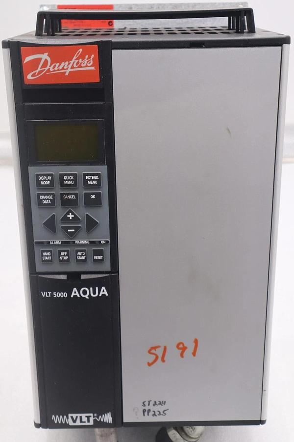 Used DANFOSS VLT TYPE 5008 176F0876 VFD DRIVE 7.5 HP STOCK 803A