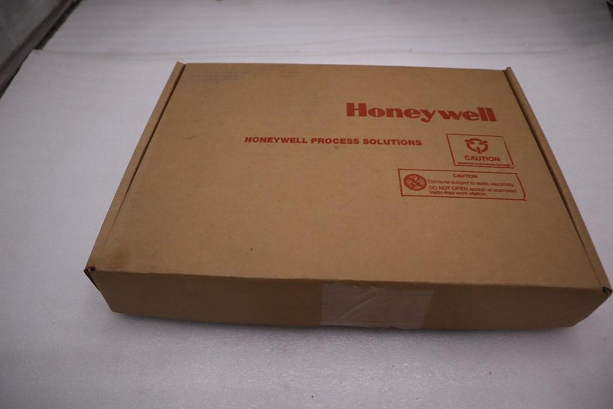 Used New WITH BOX Honeywell 51306271-175 PC Board 51306271175 STOCK G624