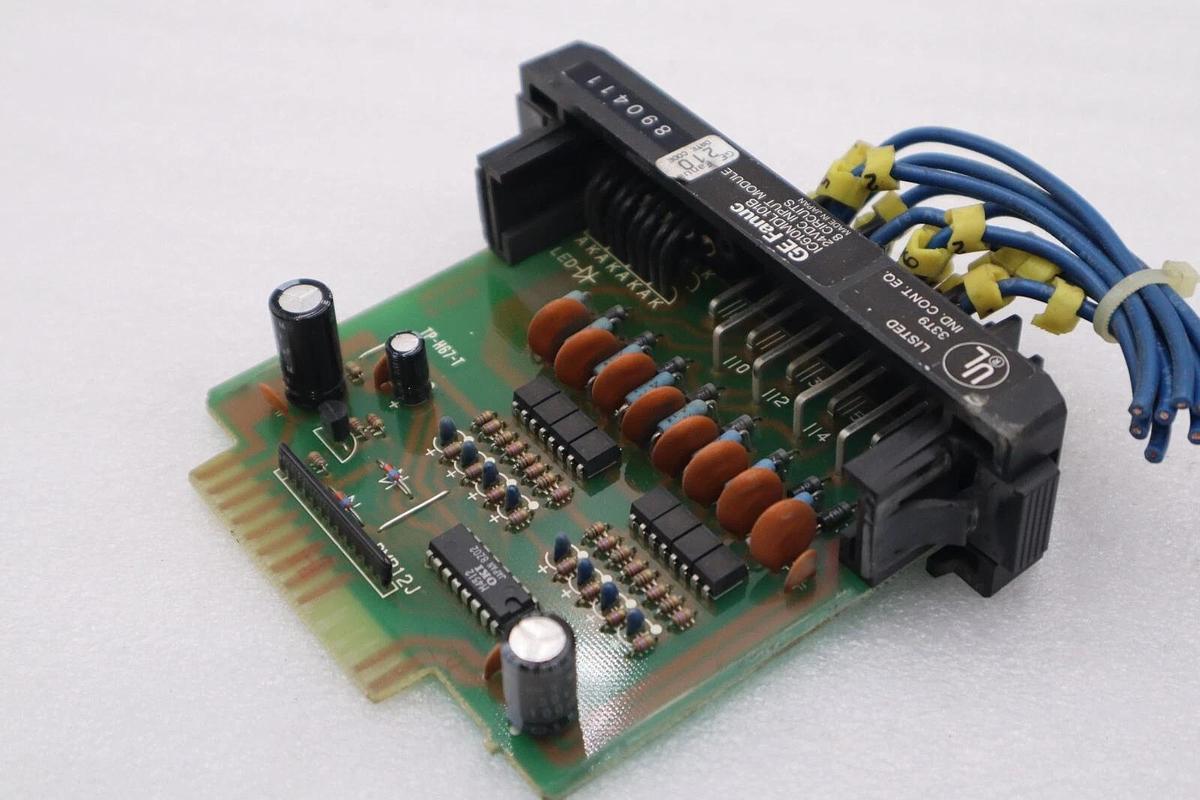 Used GE Fanuc IC610MDL101B Input 24 VDC 8 Point Module STOCK L-573C
