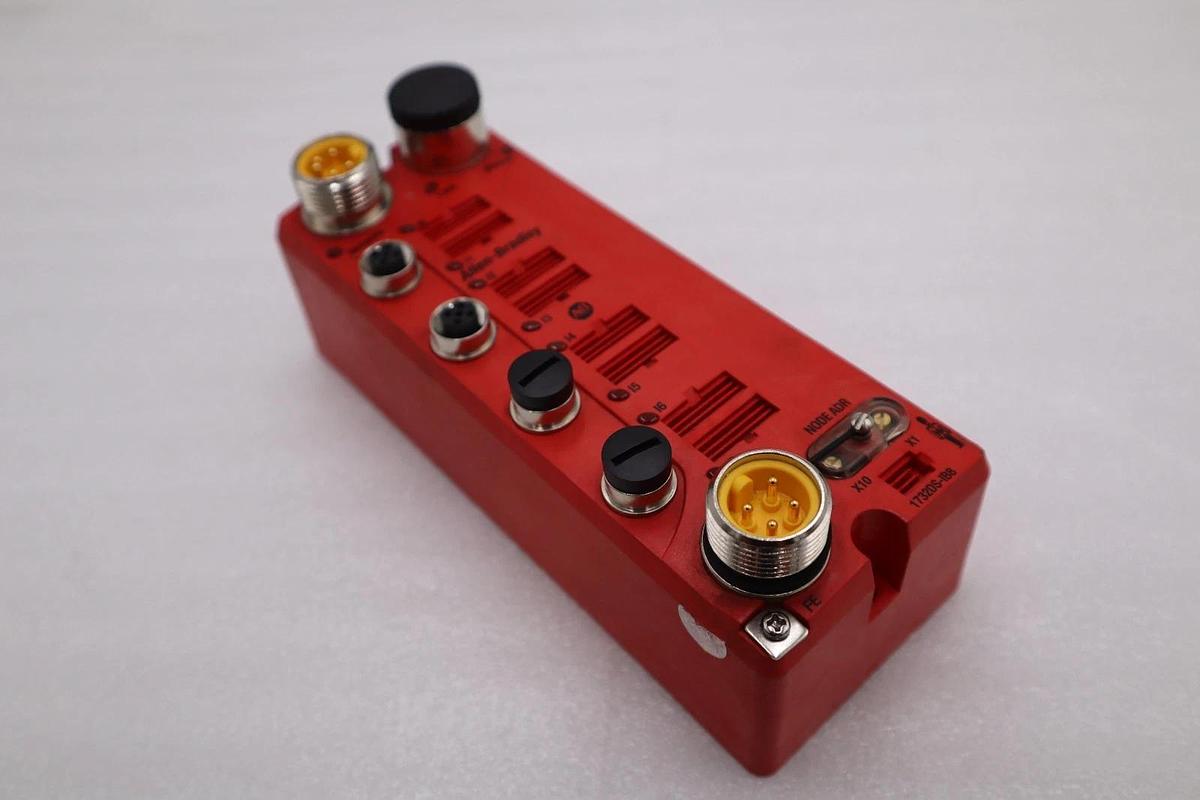 Used AB Allen Bradley 1732DS-IB8 /A Guard I/O 8-Point Combination Module STK H1701