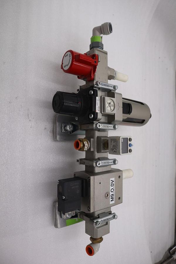 Used SMC AW40-N04E-RZ/ VHS40-N04-Z/ NAV400-N04-5DZ UNIT STOCK 5069