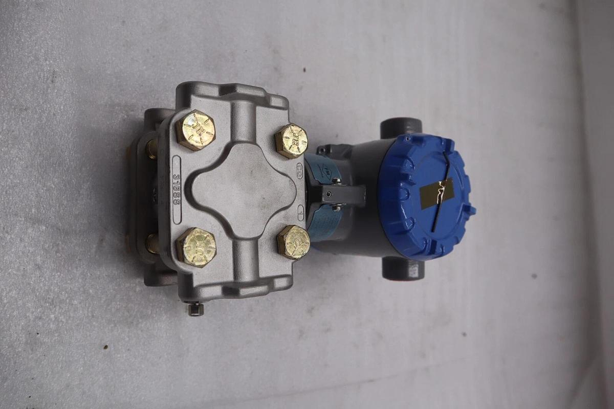 Honeywell STG840-L1GC4A-1-A-AH0-11S-A-00A0-00-0000 Pressure Transmitter #4605