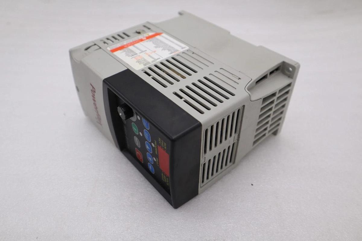 Used Allen Bradley AB 22A-D2P3N104 /A PowerFlex 4 AC Drive 1HP 3Ph 480V STOCK H1404