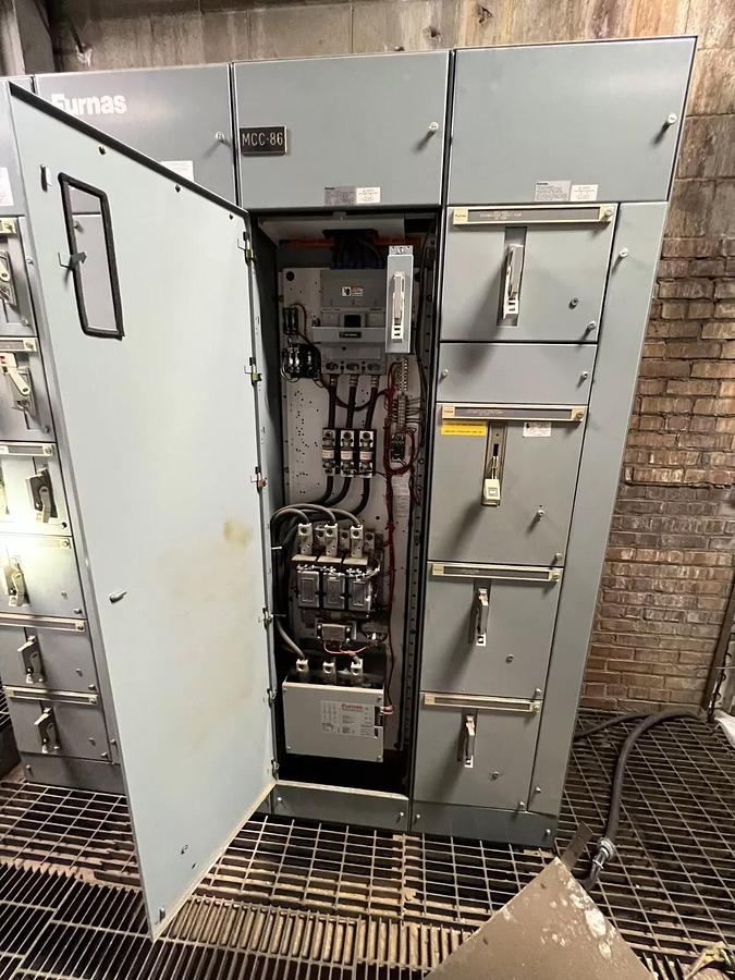 Used Furnas 14KSU32A* Size 5 MCC Bucket W/ 91RD34AFA / SENTRON SIEMENS JXD63S400A