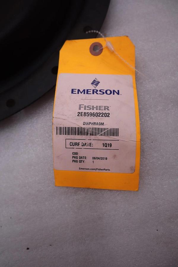 New Fisher Emerson 2E859602202 DIAPHRAGM, NITRILE, TYPE 667 SIZE 45/50 #131A