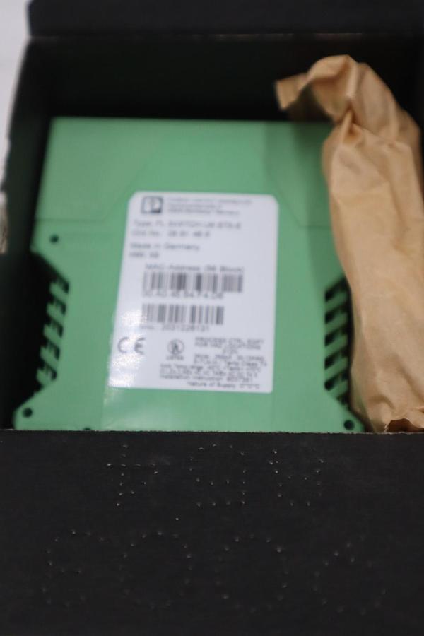 Used PHOENIX CONTACT FL SWITCH LM 8TX-E ETHERNET SWITCH - STOCK GF282A