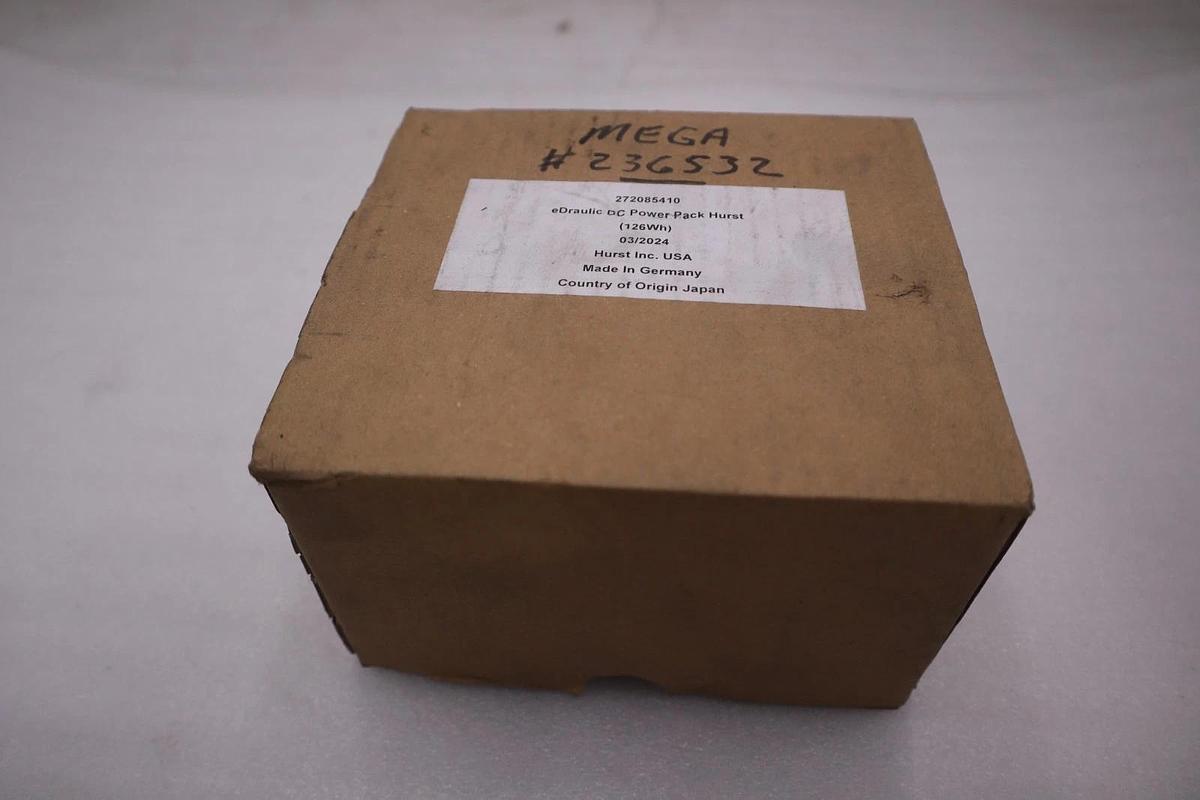 NEW OPEN BOX Hurst Jaws of Life EXL Battery 272085410 STK GF567