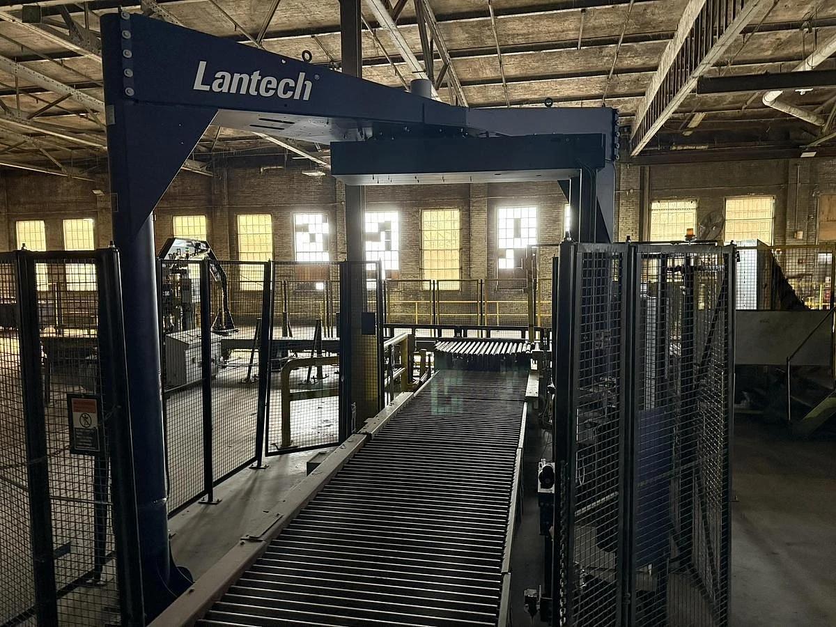 Used LANTECH MODEL SC STRETCH WRAPPER MANUFACTURED 2017