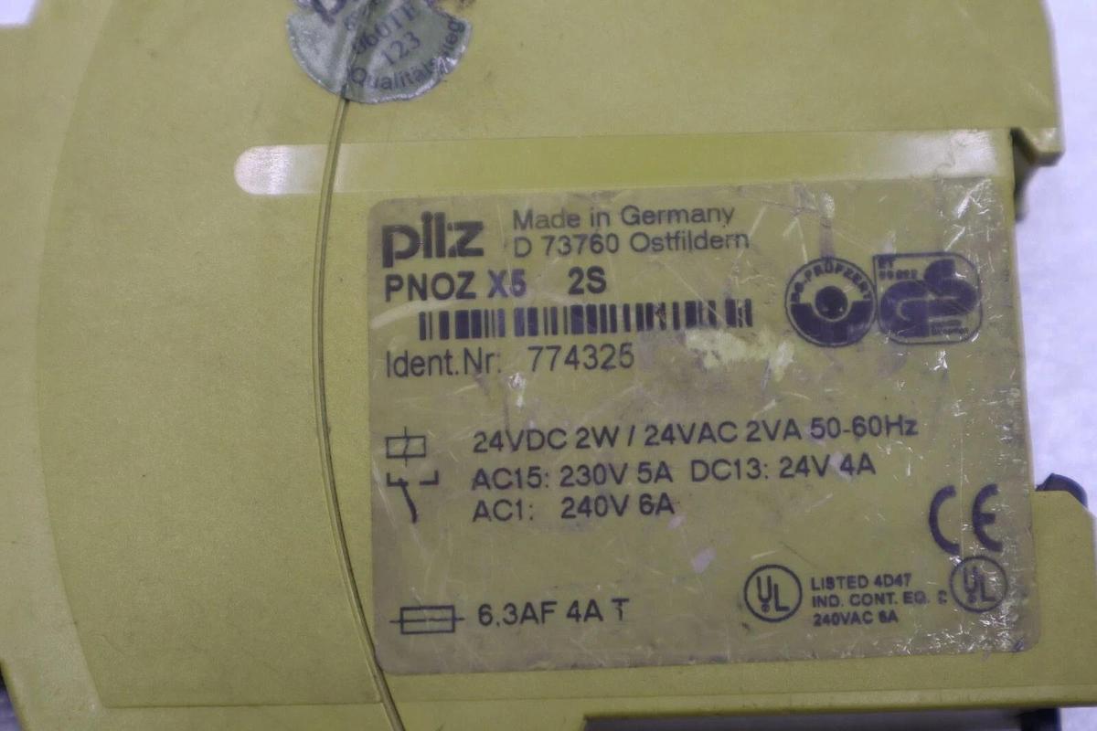 Used Pilz 774325 PNOZ-X5-24 SAFETY RELAY STOCK B-1578