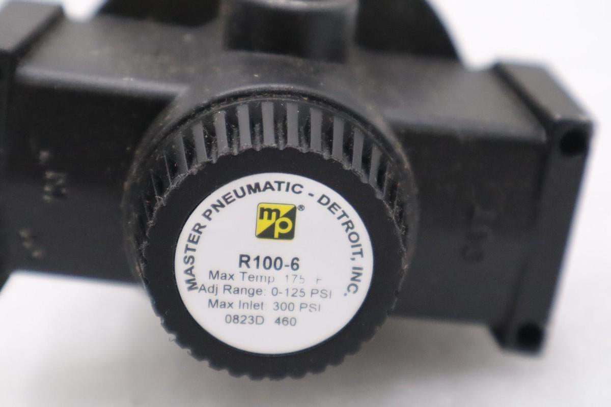 Used Master Pneumatic R100-6 Regulator 3/4 Air Pressure Control 300 PSI STK H1632