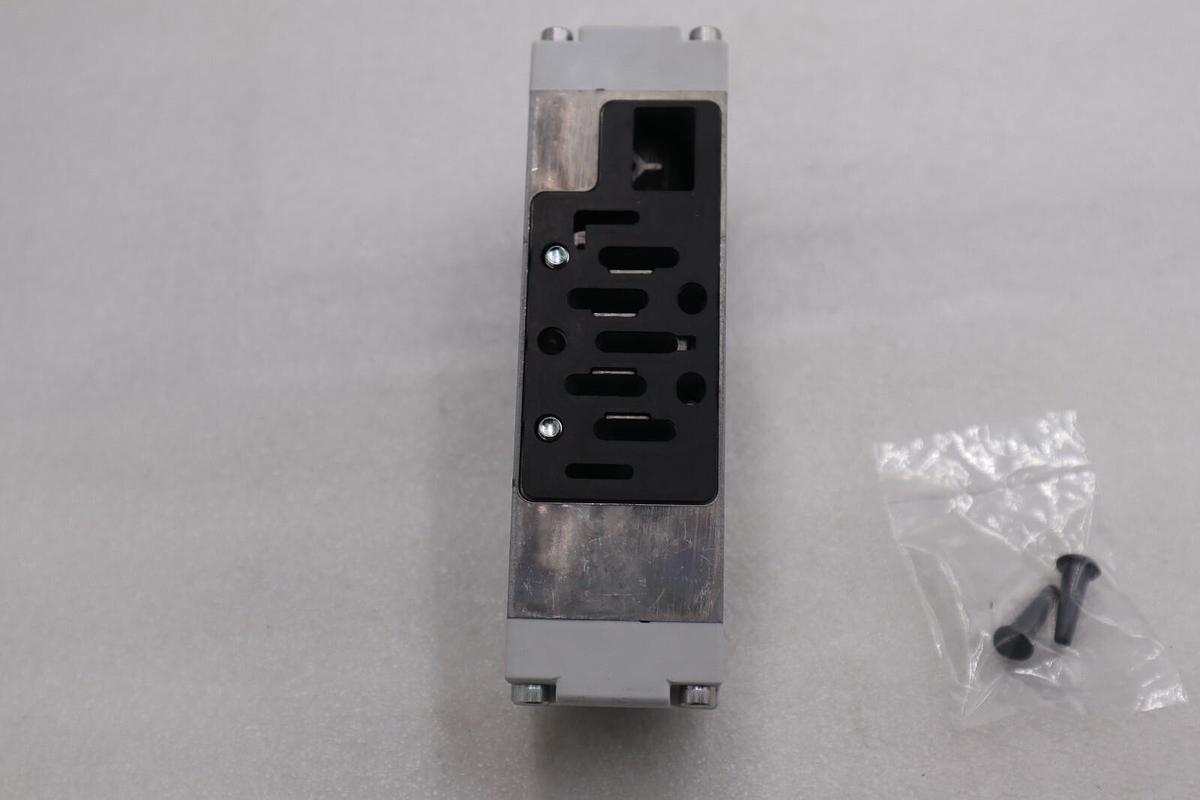 PARKER 145PSIG 120/60VAC 4:1VA PNEUMATIC SOLENOID VALVE NIB H11WXBBL53C STK L538
