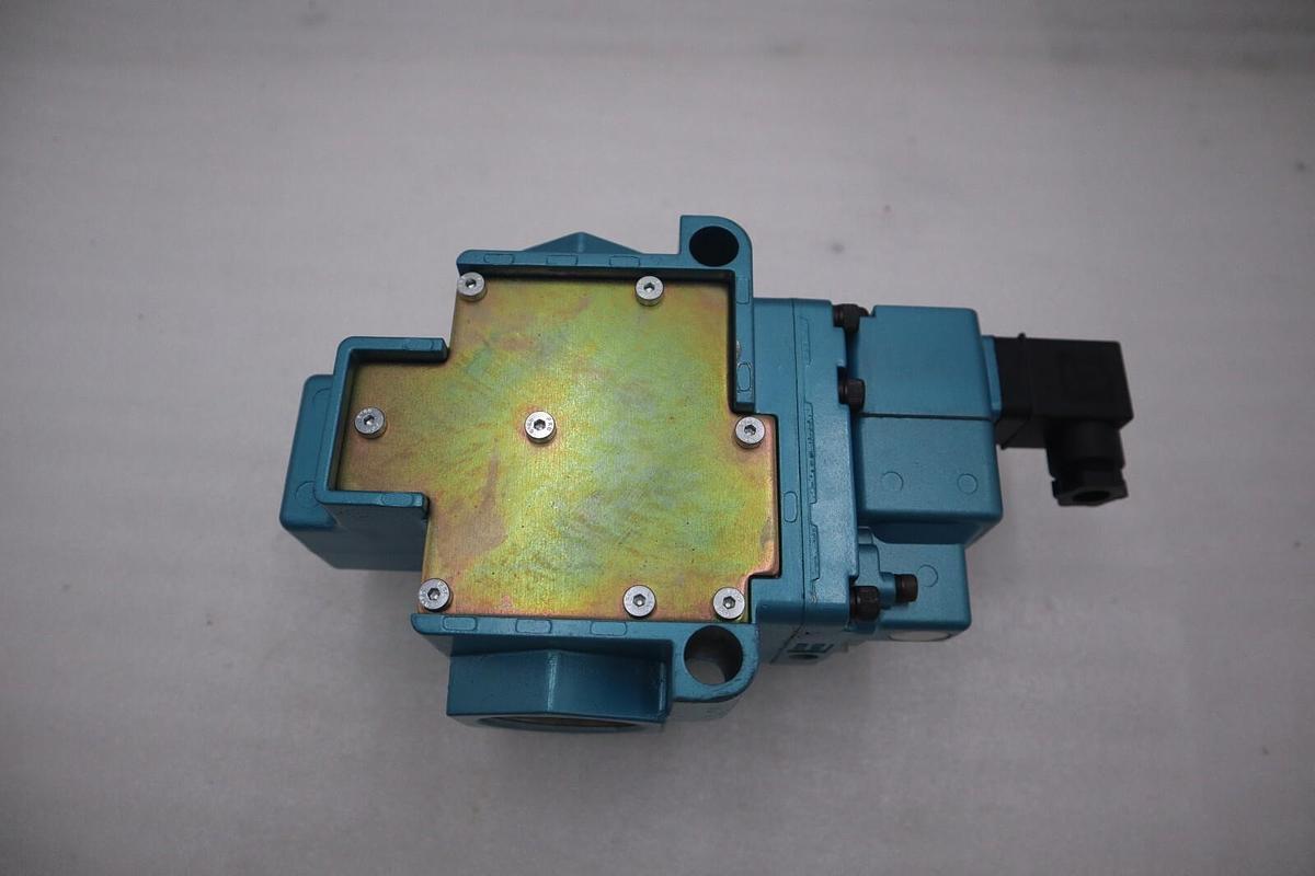 Used Mac 58D-73-111JA Pneumatic Air Valve Pilot NEW NO BOX STOCK H18