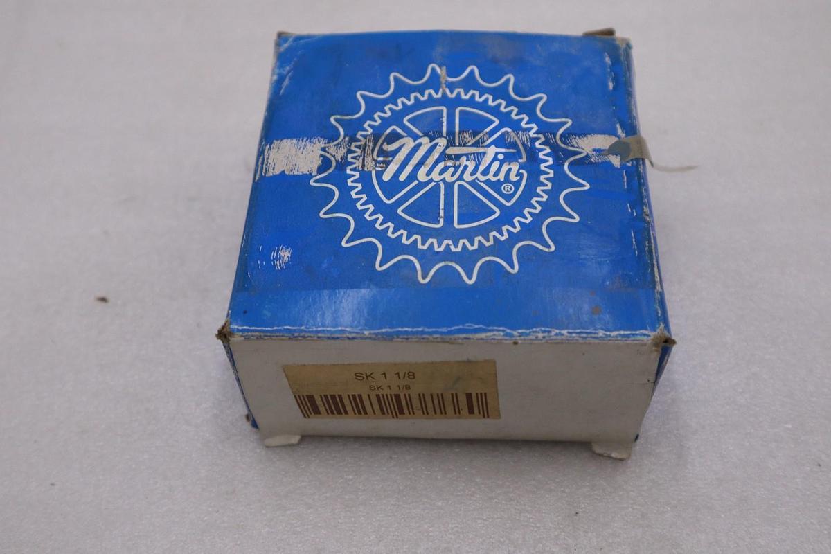 Used LOT OF 2 -- NEW OPEN BOX Martin Split Taper Bushing SK1-1/8 STK GF586A
