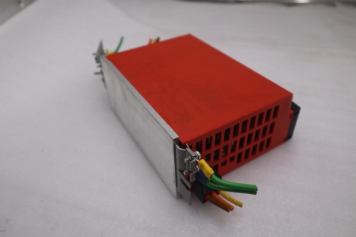 Used SEW Eurodrive MC07B0015-5A3-4-S0 MOVITRAC B STOCK H-800C