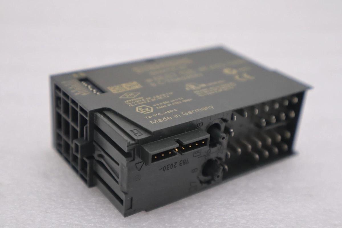 Used Siemens 6ES7-138-4FA02-0AB0  6ES71384FA020AB0 PROFIsafe Simatic S7 STOCK K-3936