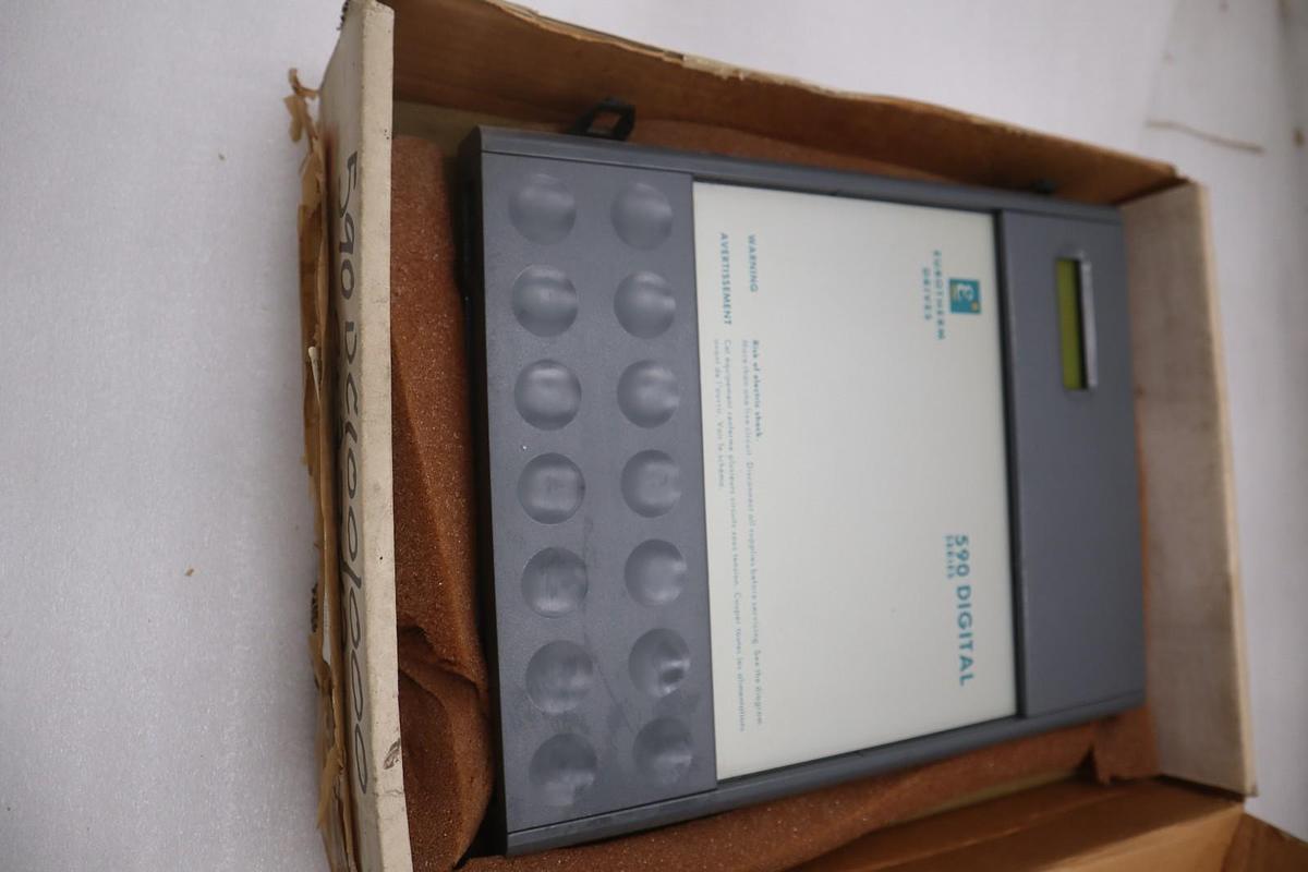 Used NEW OPEN BOX PARKER EUROTHERM 590DC/00/000 590 DIGITAL SERIES DRIVE STK SGF148