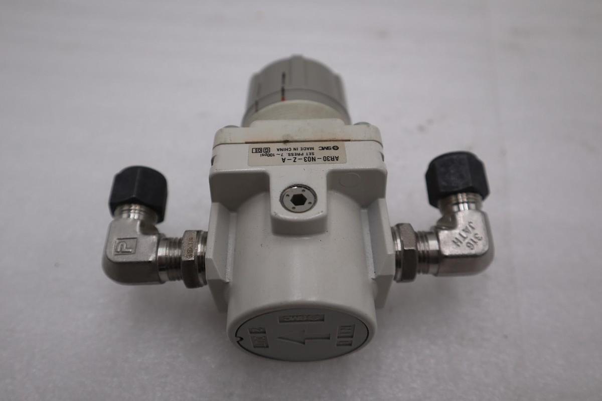 Used NEW OPEN BOX SMC AR30-N03-Z-A REGULATOR STOCK H1470A
