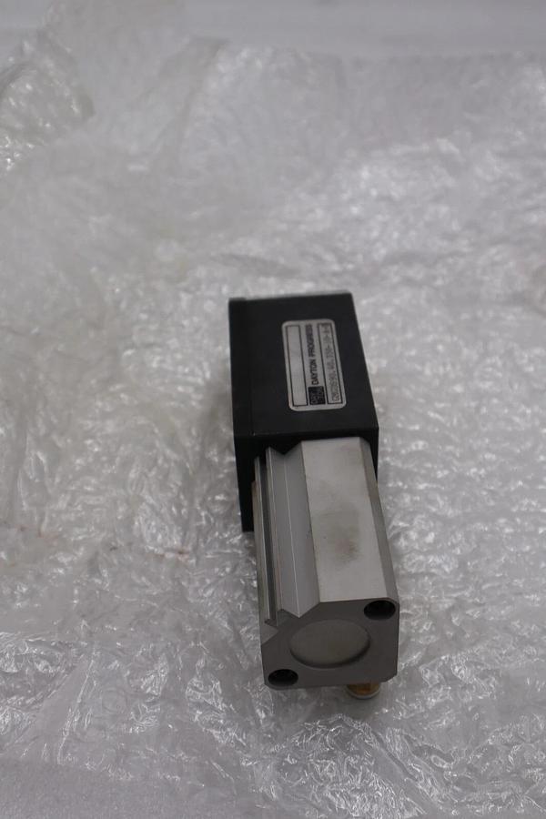 Used DAYTON PROGRESS BRAR 10 CHANGE RETAINER STOCK #K-1562A