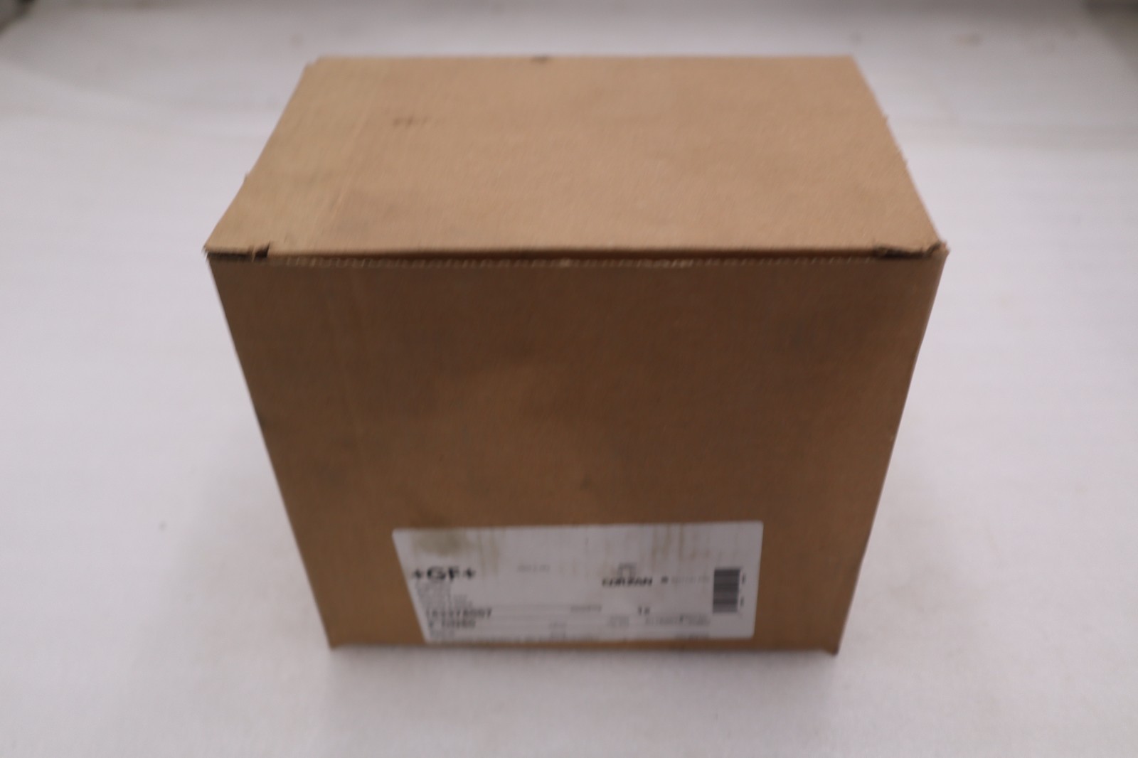 Used NEW OPEN BOX Gf Piping Systems 163375007 2" Socket Cpvc Ball Valve STK GF1006