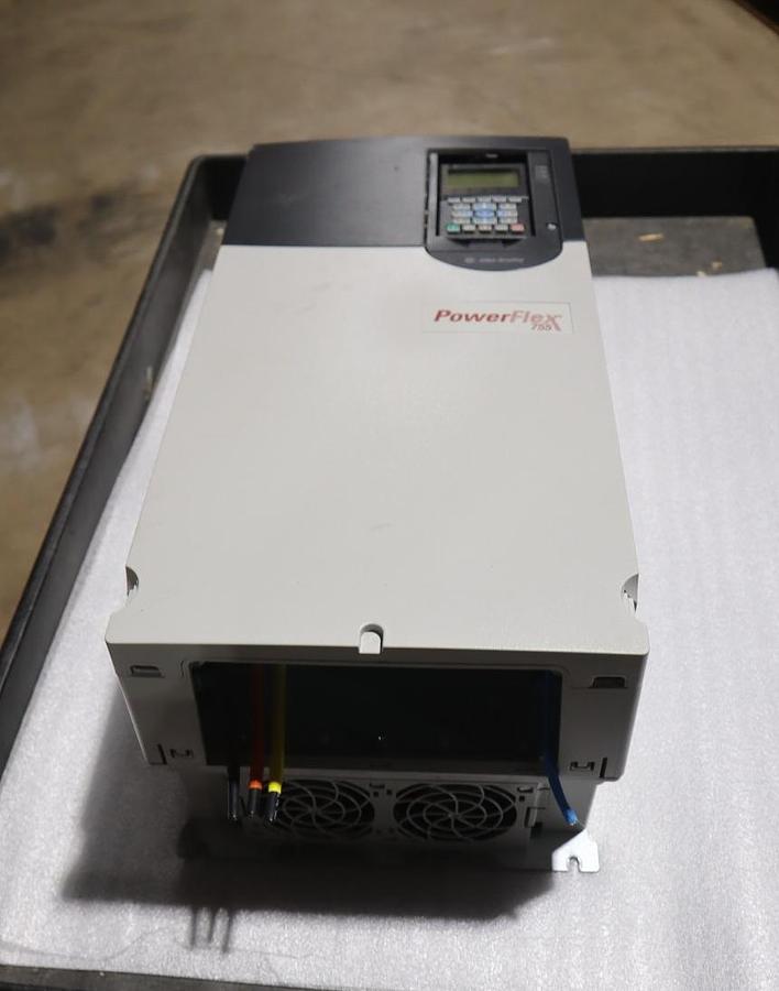 Used Allen Bradley PowerFlex 755 20G11ND077AA0NNNNN Series A - STOCK SGF219