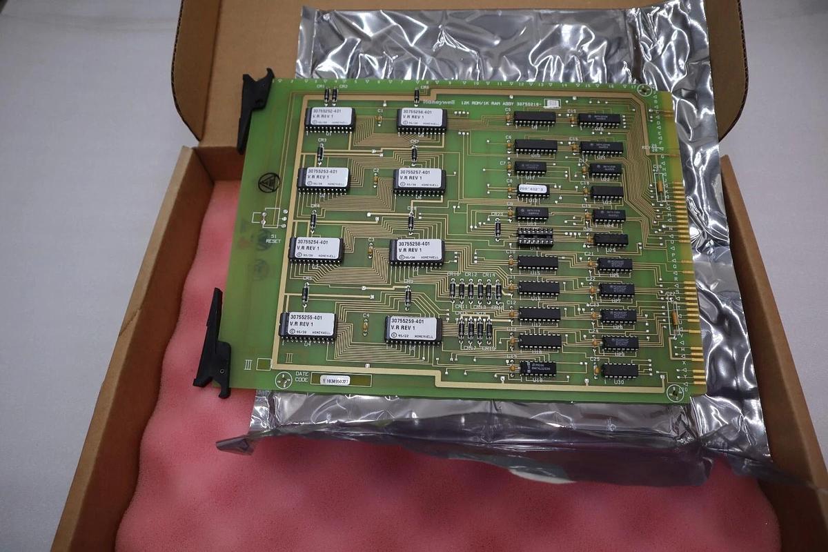 NEW IN BOX HONEYWELL 30750218-010 MEMORY BOARD 12KROM 1K RAM STOCK G627