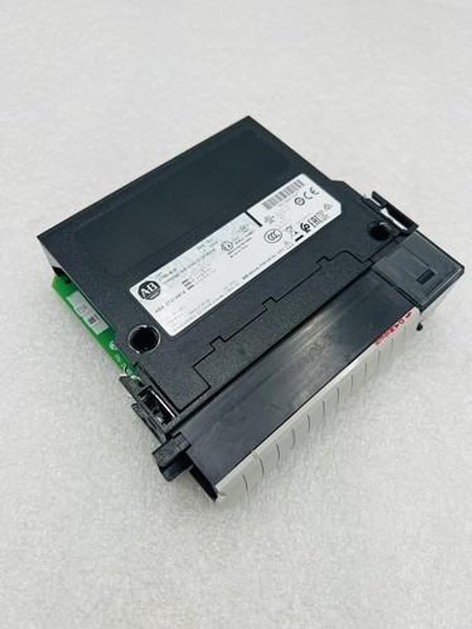 Used ALLEN BRADLEY 1756-IB16/A DC INPUT 16PT 24VDC #K-1043
