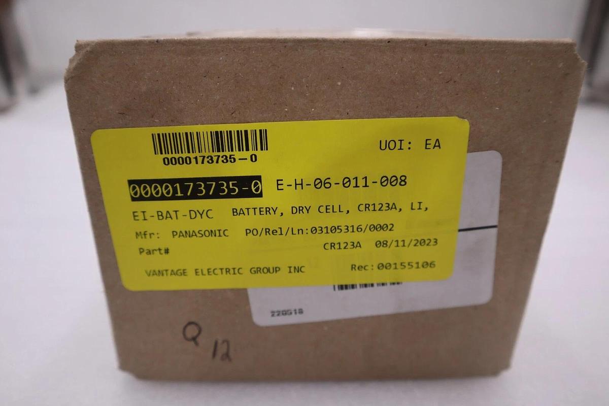 Streamlight 3V CR123A Lithium Batteries (2 Pack) 85175 (BOX OF 12) STOCK G525A