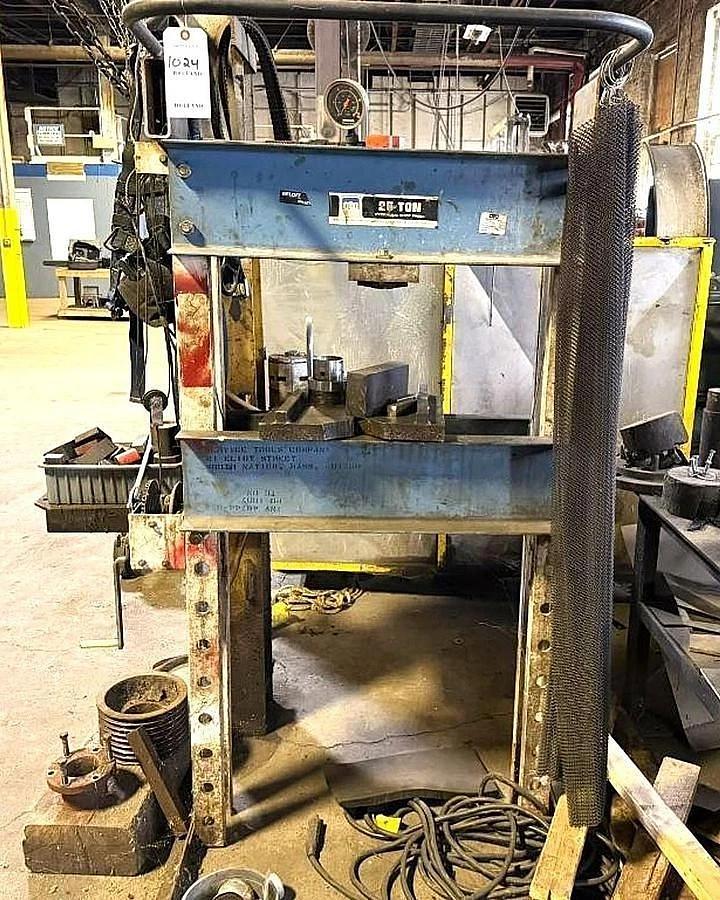 Used OTC 25 TON H-FRAME HYDRAULIC SHOP PRESS MODEL Y125