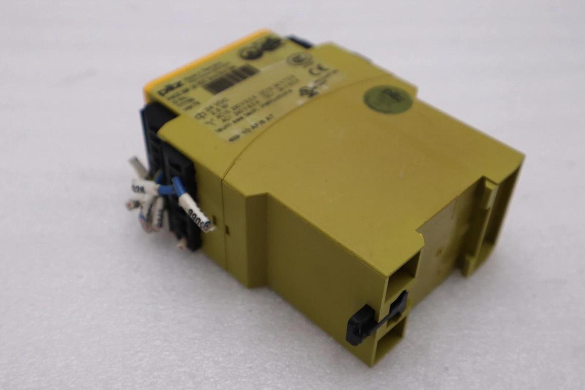 Used PILZ 24V 2.5W SAFETY RELAY PNOZ XSP 24VDC2 PNOZ STOCK H1826