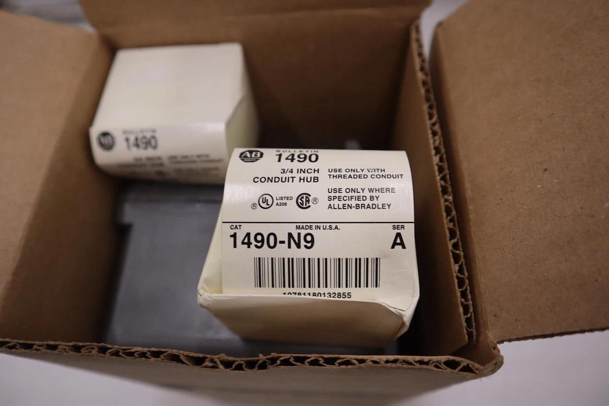 Used NEW ALLEN-BRADLEY 609-ACW 3 PHASE AC MANUAL STARTER SIZE 0 NEMA TYPE 4X #H116