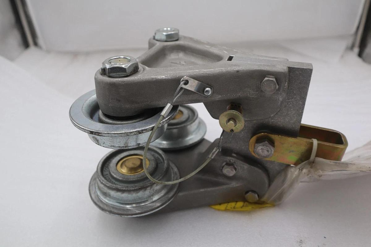 MSA BeamGlide™ Trolleys 506266 STOCK 4654