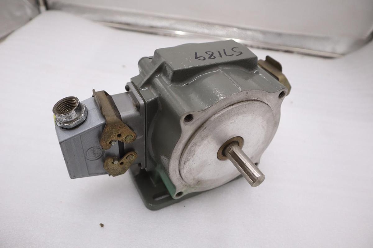 DYNAPAR H560240164302 / H560240164302 - NEW NO BOX - STOCK 5733CC