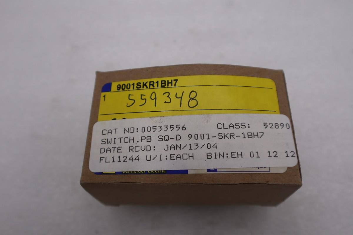 Used 9001SKR1BH7 SQUARE D 9001-SKR1BH7 PUSH BUTTON NEW OPEN BOX STK G866A