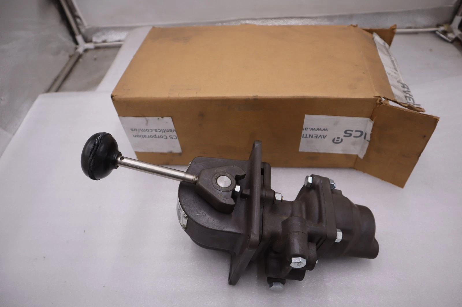 NEW OPEN BOX AVENTICS BOSCH R431002947 / R431002947 CONTROLAIR VALVE STK 5621CC