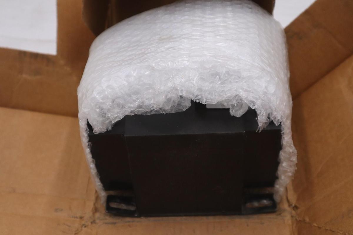 Used NEW OPEN BOX Cutler Hammer C0750E4CFB Industrial Control Transformer STK GF556