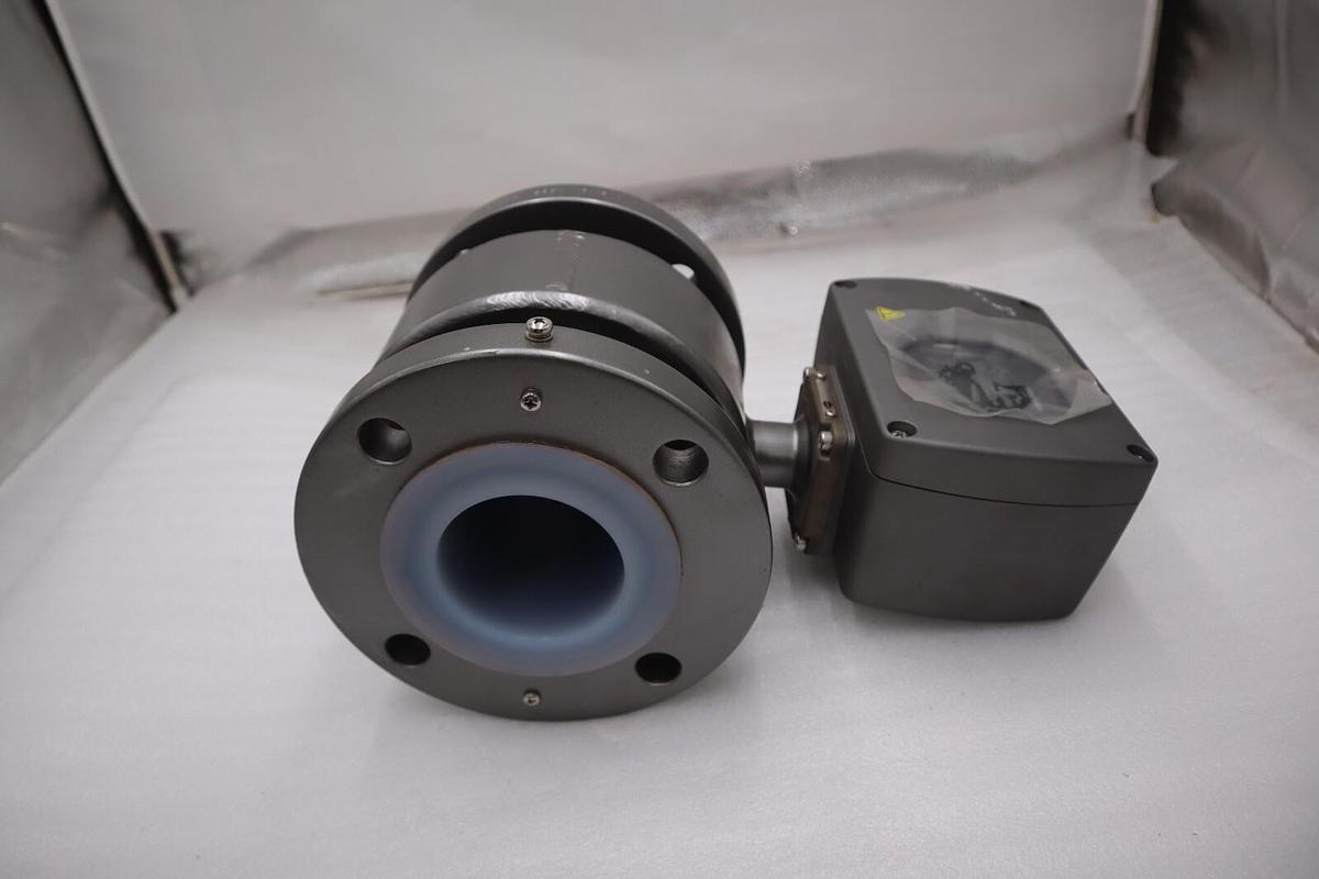 Used NEW TOSHIBA LF620FAA211E/GF63008AFFA1 100-240VAC STOCK H934