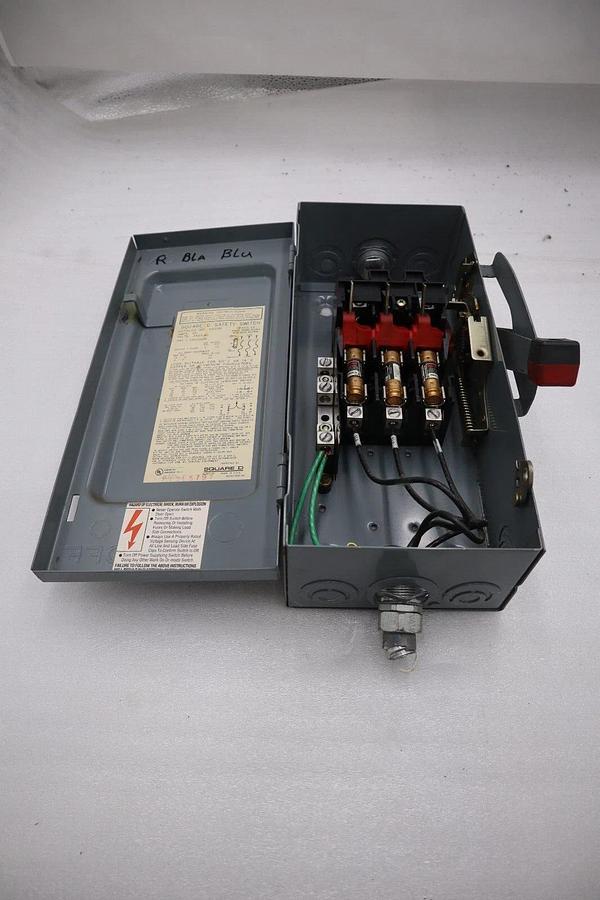 Used Square D H321N Heavy Duty Safety Switch 30A 3 Pole Fusible UNIT STOCK 4911-A