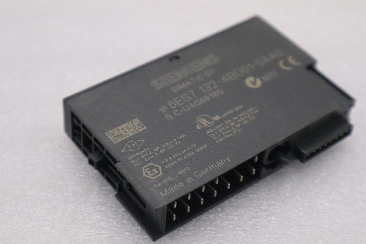 Used LOT OF 3 - Siemens 6ES7 132-4BD01-0AA0 Simatic S7 Digital Output Module #L-343-C