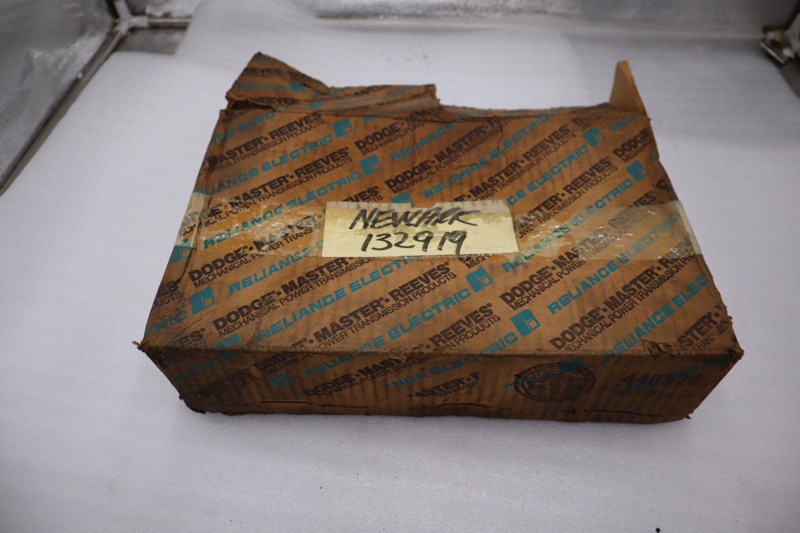 Used NEW OPEN BOX Dodge P2B-SCM-307 3-7/16” Bore Pillow Block Bearing STOCK 1674CC