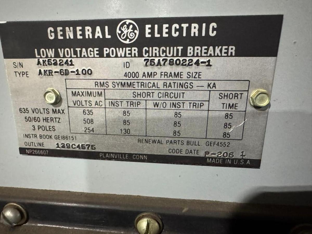 Used GENERAL ELECTRIC LOW VOLTAGE POWER CIRCUIT BREAKER AKR-6D-100 4000 AMPS