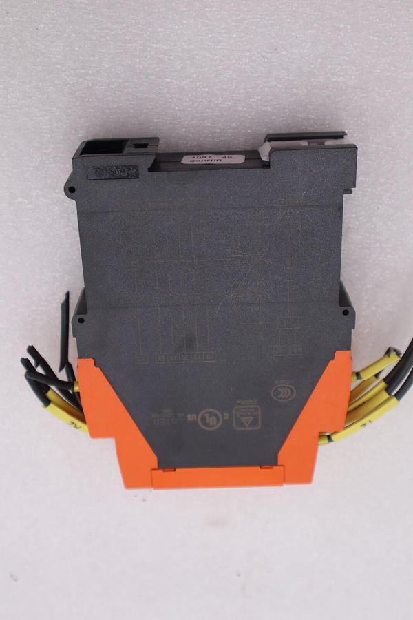 Used NEW Dold LG5929.60/100/61 Safety Relay Extension Module STOCK K-1625