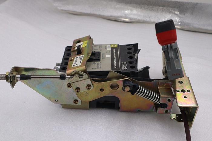 Used SCHNEIDER ELECTRIC 9422CFA50 SQUARE D FAL34100 STOCK 2402A