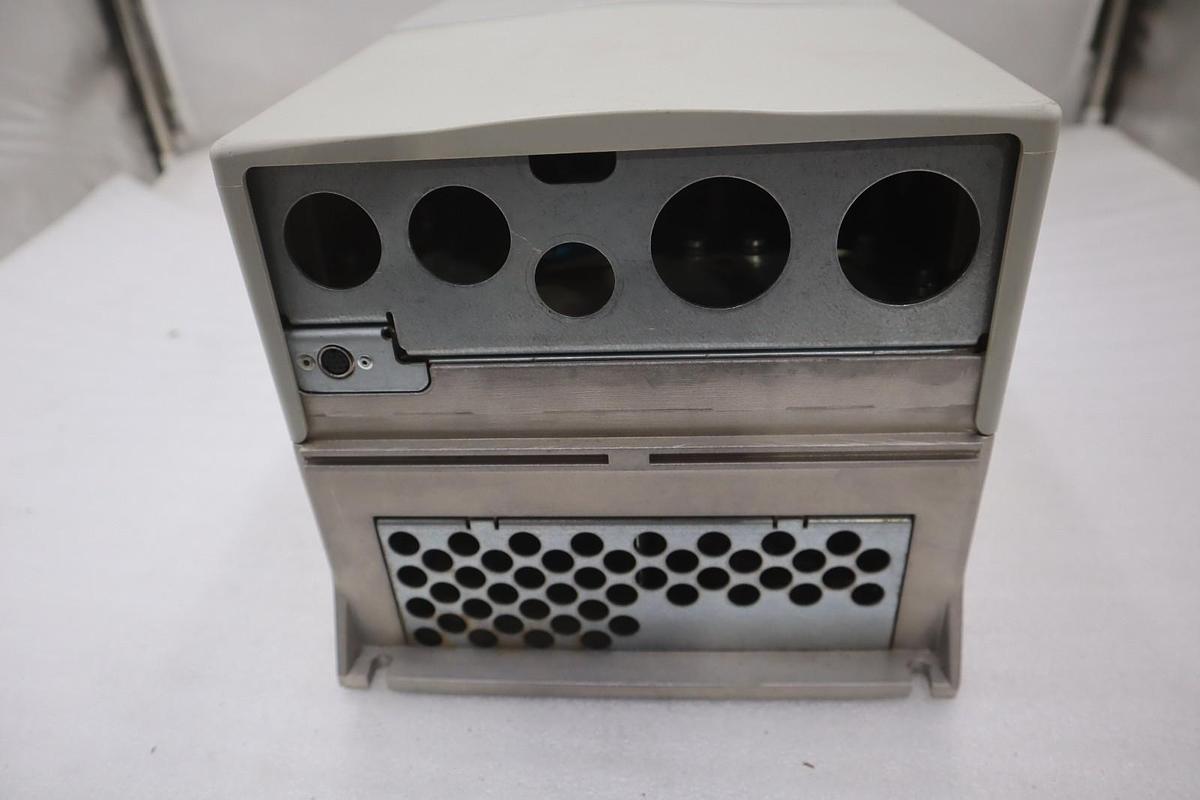 Used 30HP 20BE032A3AYNANC0 PowerFlex 70 Allen Bradley Drive VFD Stock SGF-82