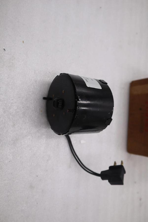 Used FASCO U63B1/ 7163-5779 120 VOLT 60HZ - STOCK 3727CC