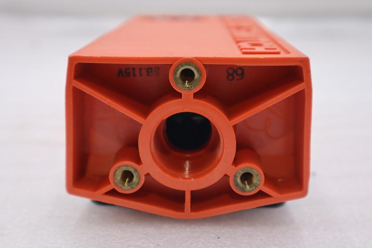 Used Micro Switch FE-MLS-8B Modulated Photoelectric Control NEW OPEN BOX STOCK L-426C