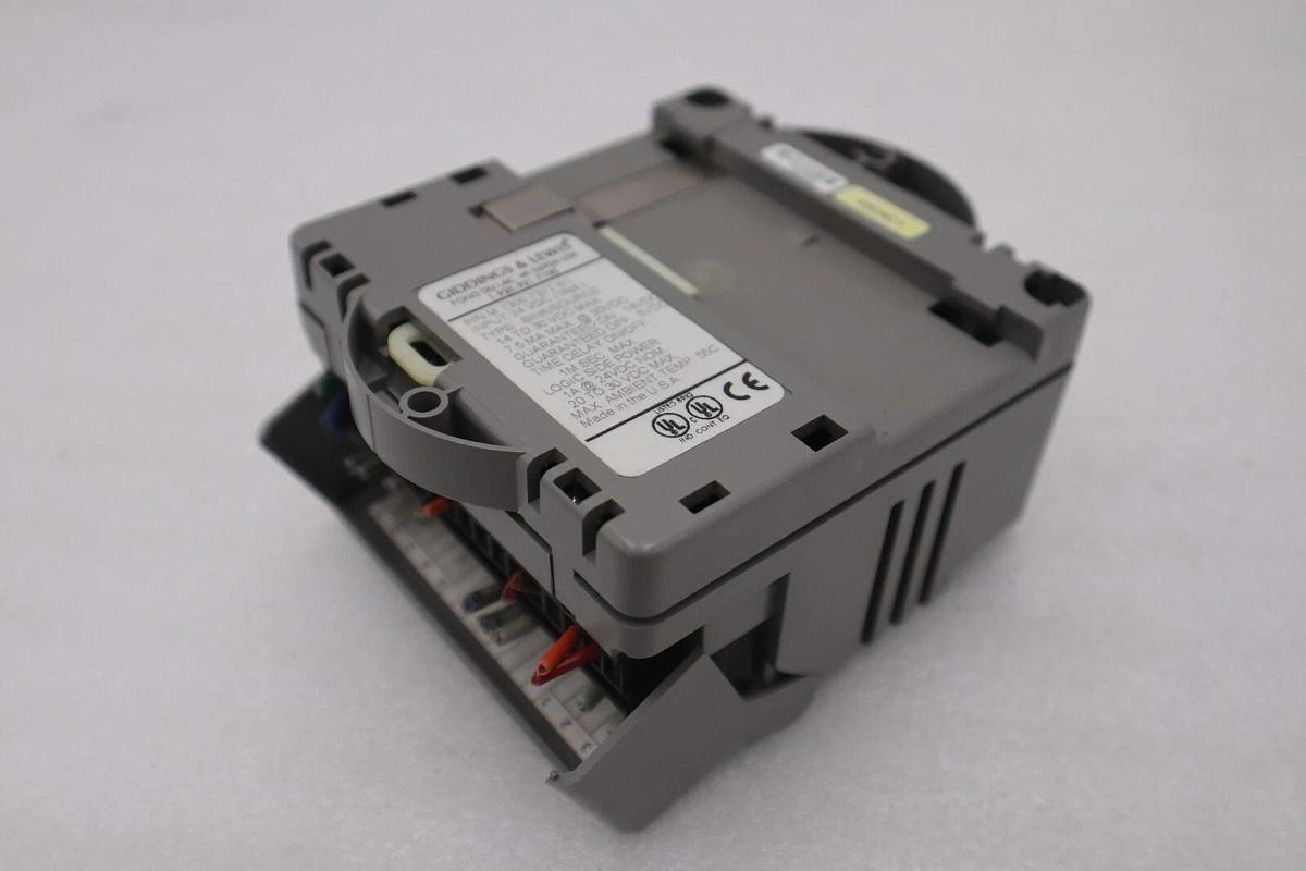 Used GIDDINGS & LEWIS M.1300.7372 R1 Input Module 24VDC SINK/SOURCE STOCK 639-D