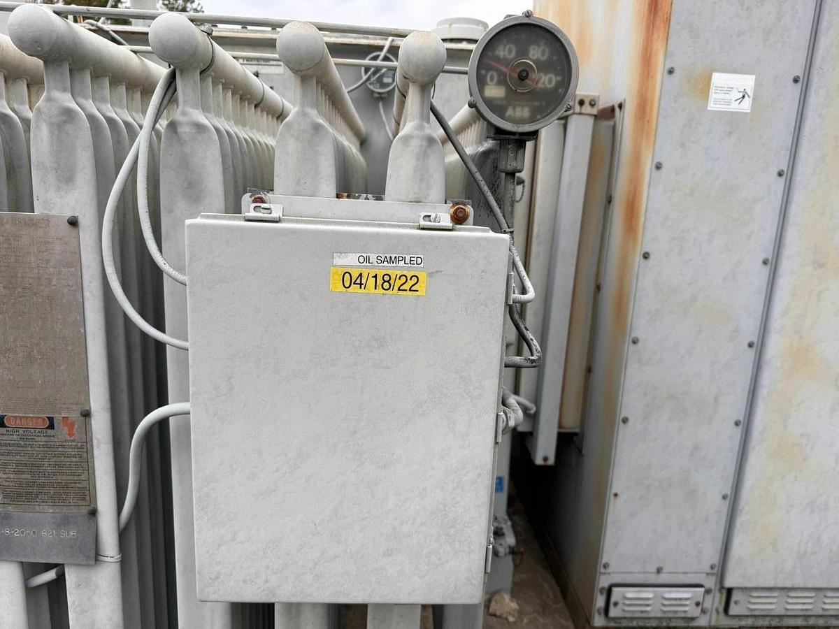 Used CUTLER HAMMER 2500 kVA HV 13.8kV–600Y/346V Substation Transformer W/ Switchgear