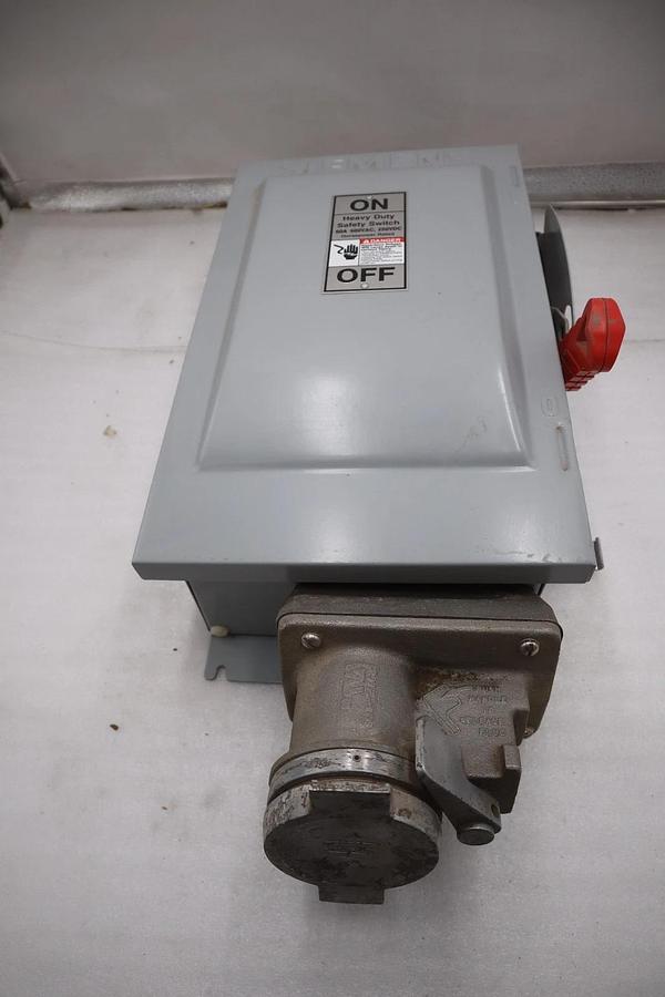 HNF362JCH - Siemens 60A 600V 3-Pole Heavy Duty Non-Fusible Safety Switch NEW